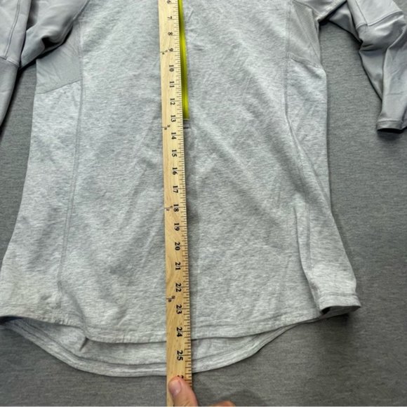 Lululemon Womens Gray Chartreuse 1 2 Zip Pullover Top - Picture 5 of 8
